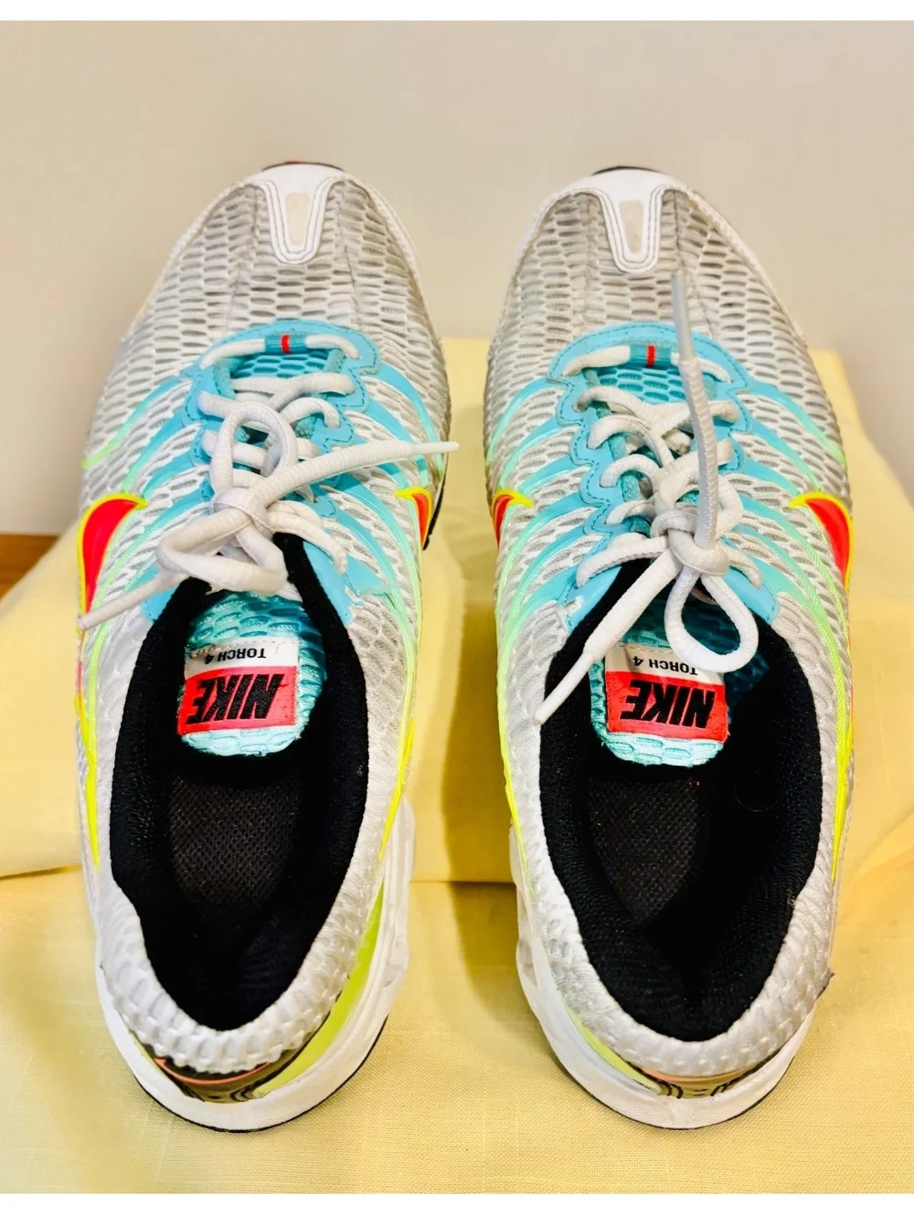 Nike Air Max Torch 4 Women Running Shoes Size 10